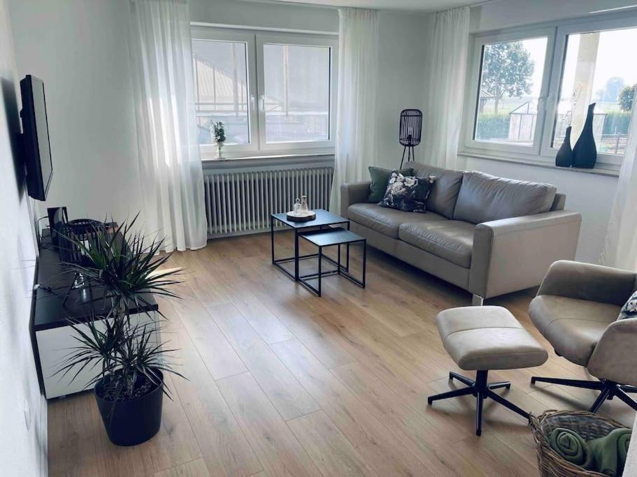 Ferienwohnung Hilda Uttenweiler Екстериор снимка